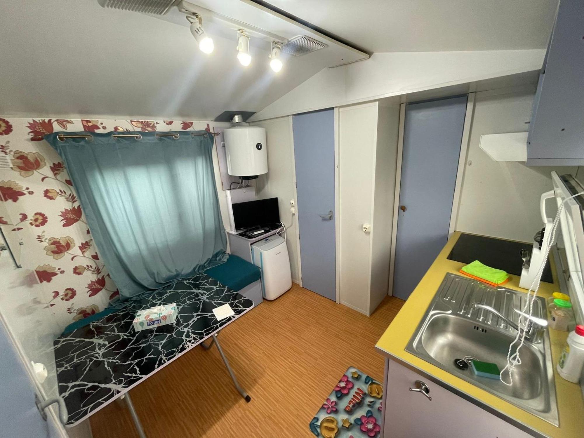 Campsite Casa Mobila 2 *